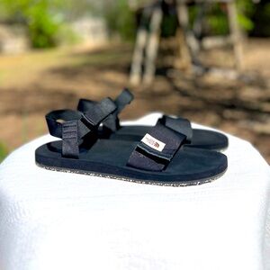 The North Face Men Skeena Sandals Black Size 12
